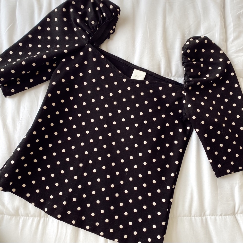 Black & White Polka Dot Puff Sleeve Top